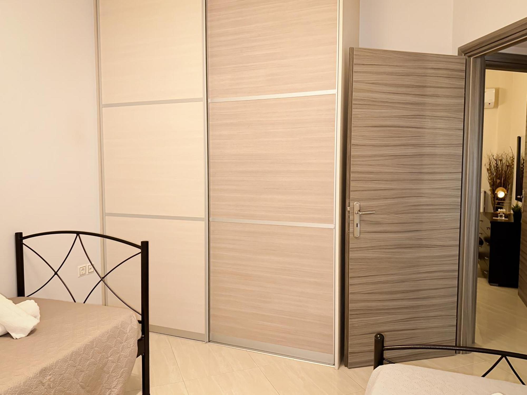 Sun N' Salt I Apartment Tolo Luaran gambar
